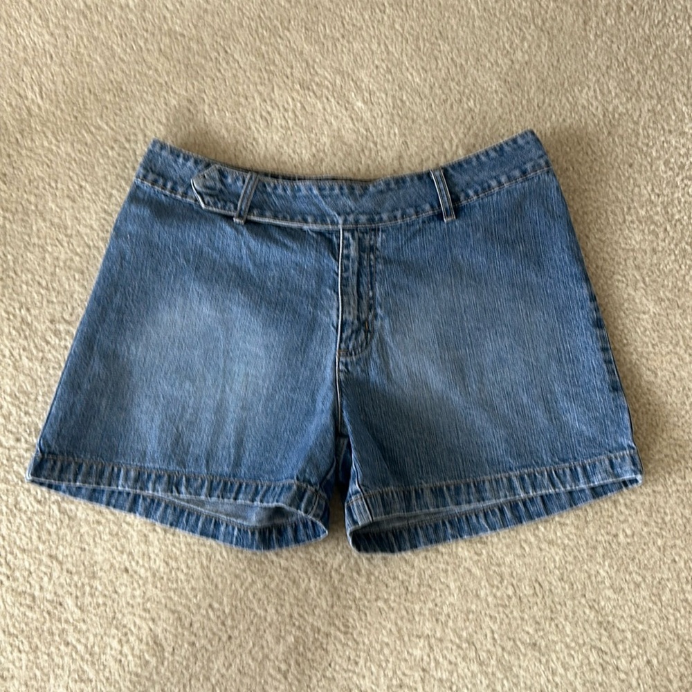 Vintage Xhilaration Low Rise Medium Blue Faded Denim Shorts Juniors Size 13
